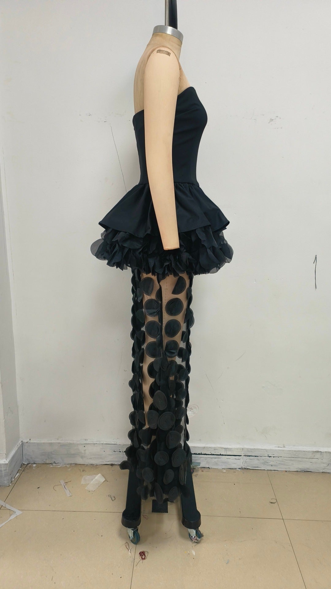 <img src="https://www.sivjin.com/" 
       alt="Luxurious Black Bodysuit Party Dress Low MOQ Factory Manufacture,Wholsale" 
       loading="lazy" />