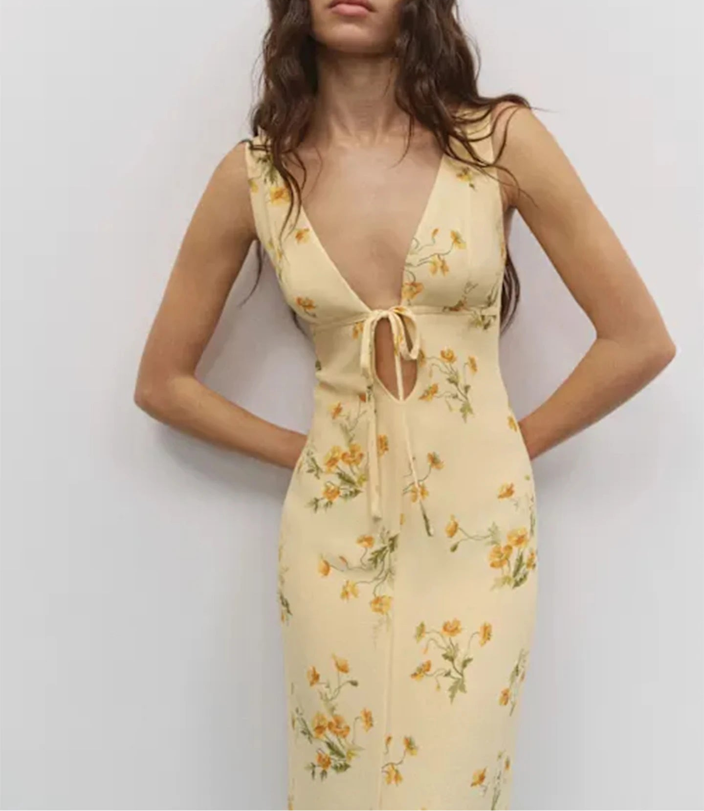 <img src="https://www.sejin.com/" 
       alt="  Yellow Floral  Deep V Maxi Dress For Formal Party Low MOQ Factory Manufacture,Wholsale" 
       loading="lazy" />