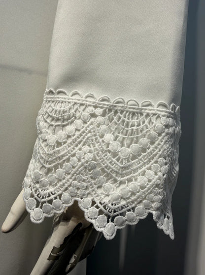 <img src="https://www.sejin.com/" 
       alt=" Abaya for Muslim Women Elegant Gown Low MOQ Factory Manufacture" 
       loading="lazy" />