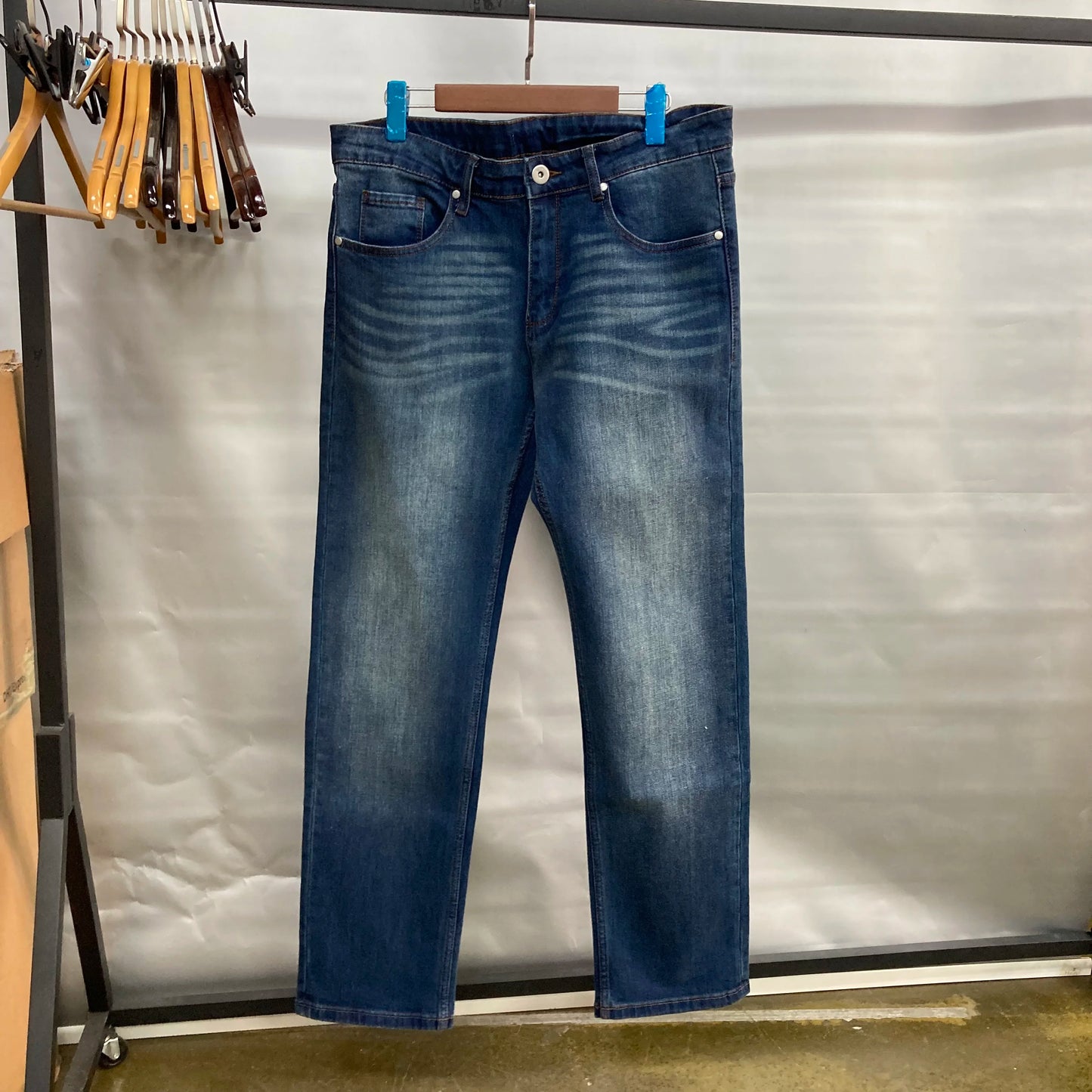 <img src="https://www.sejin.com/" 
       alt="Denim wash heavy Jeans for  Men or women Low MOQ Factory Manufacture" 
       loading="lazy" />