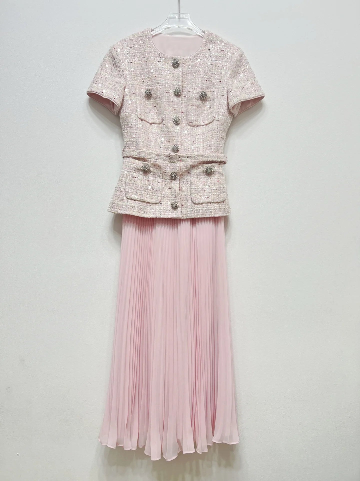 <img src="https://www.sejin.com/" 
       alt="High Quality Women's O- Neck Button Midi  Dress Wholesale Low MOQ Factory Manufacture,Wholsale" 
       loading="lazy" />