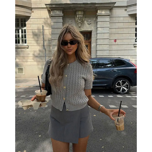 <img src="https://www.sejin.com/" 
       alt="Women's Knit Short Sleeve TOP Sweater Low MOQ Factory Manufacture" 
       loading="lazy" />