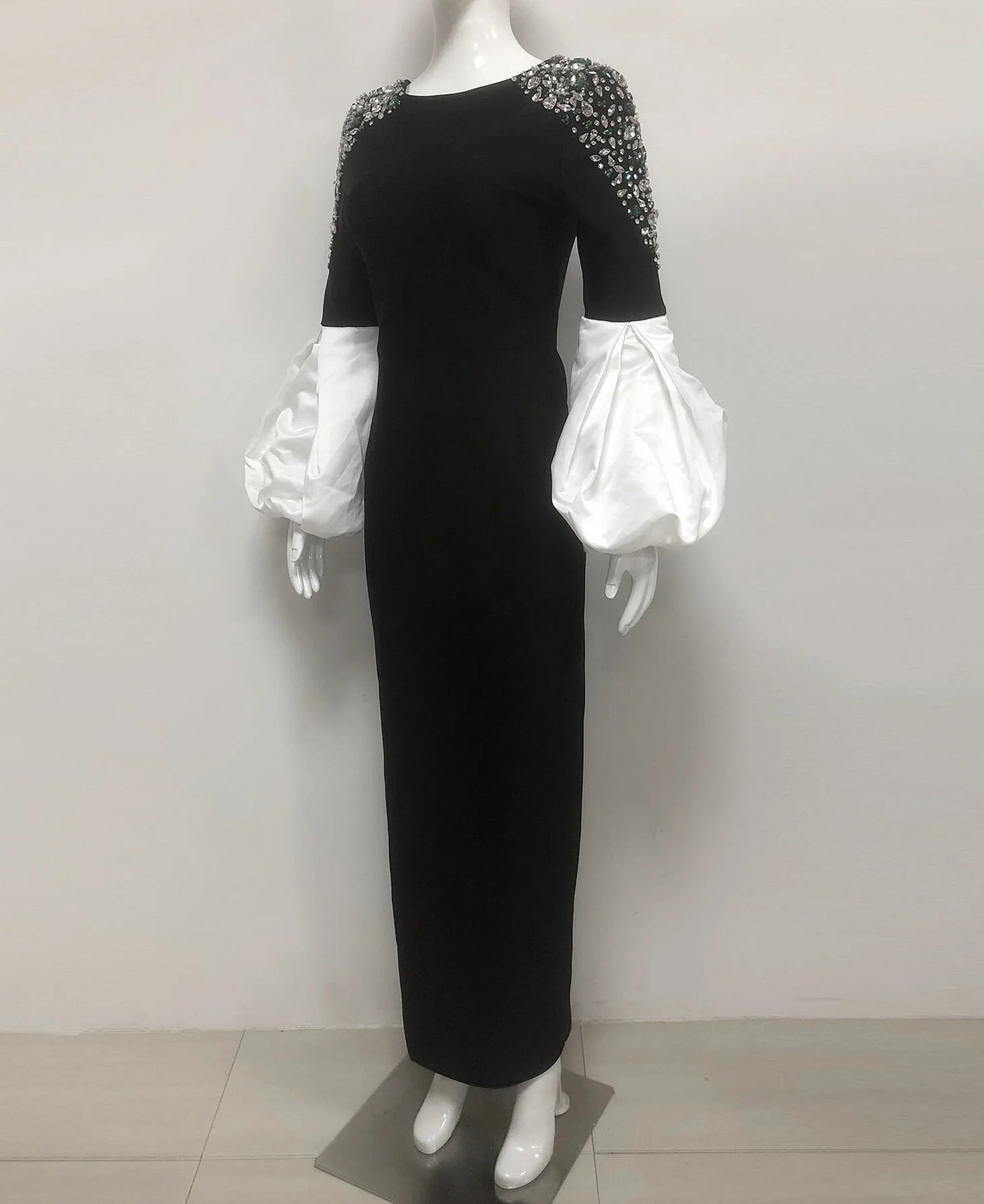 <img src="https://www.sejin.com/" 
       alt="Elegant Beaded  Black Evening Formal Dresses Low MOQ Factory Manufacture,Wholsale" 
       loading="lazy" />