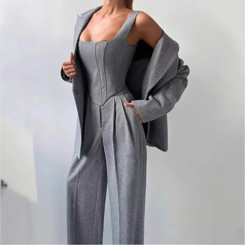 <img src="https://www.sejin.com/" 
       alt=" Elegant Coat Womens Vest Pants Three-Piece Suit Set Low MOQ Factory Manufacture" 
       loading="lazy" />