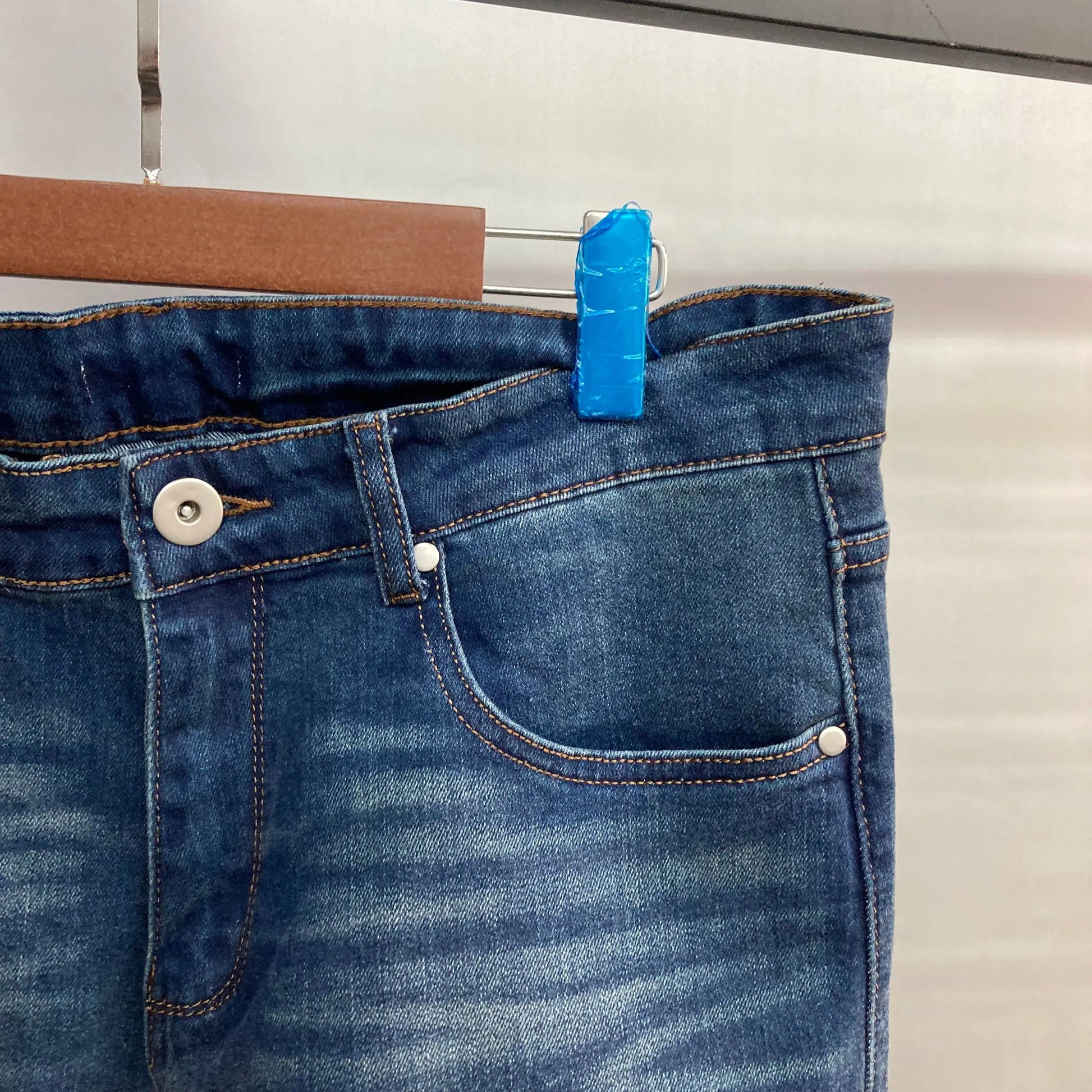 <img src="https://www.sejin.com/" 
       alt="Denim wash heavy Jeans for  Men or women Low MOQ Factory Manufacture" 
       loading="lazy" />
