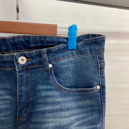 <img src="https://www.sejin.com/" 
       alt="Denim wash heavy Jeans for  Men or women Low MOQ Factory Manufacture" 
       loading="lazy" />